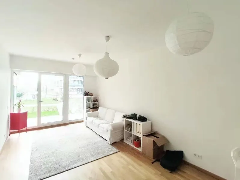 Möblierte 2-Zimmer-Wohnung mit privatem Eingangs-Garten in Berlin-Schmargendorf — photo 1